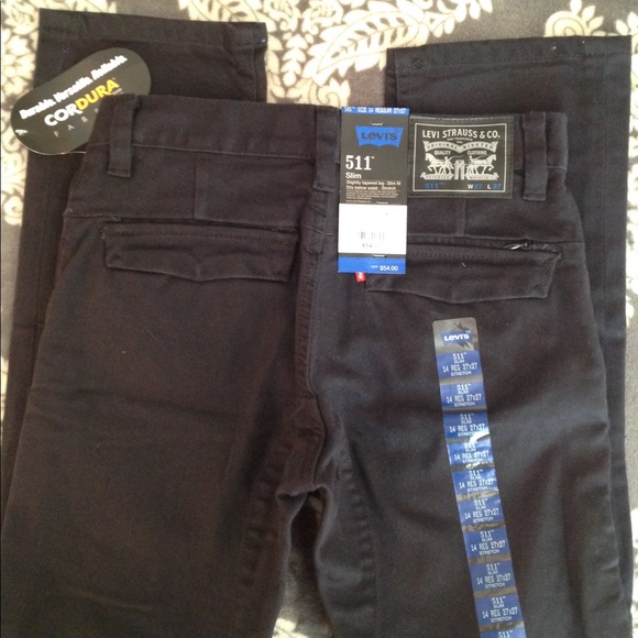 Levi's‼️ - Picture 5 of 7